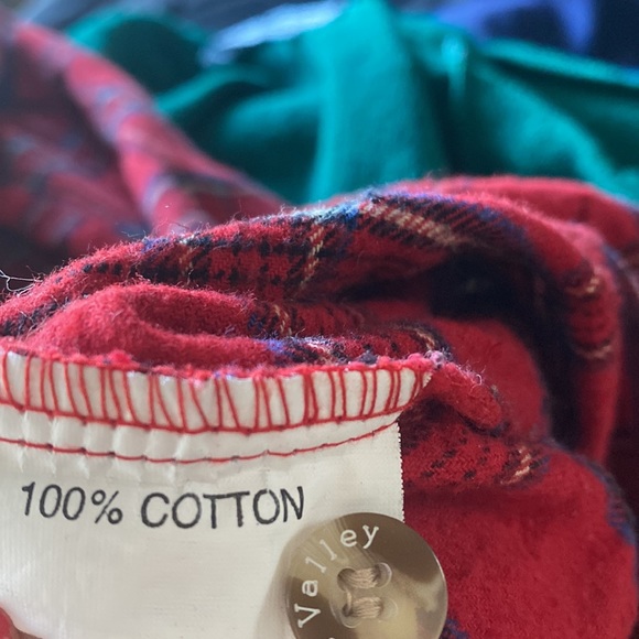 LEE VALLEY OF IRELAND RED PLAID NIGHTGOWN MEDIUM - Picture 9 of 9